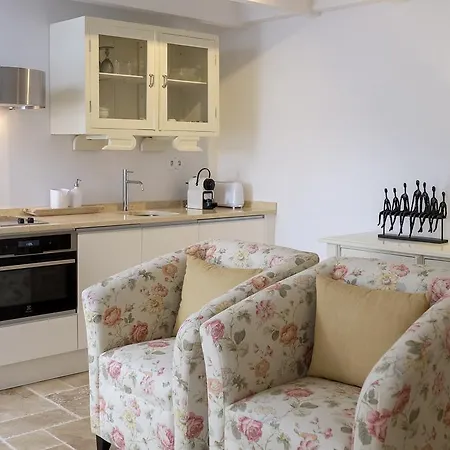 Apartman Lugares Com Historia *