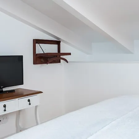Apartman Lugares Com Historia *